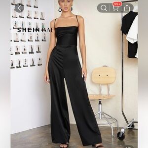 Elegant Black Wide-Leg Pants